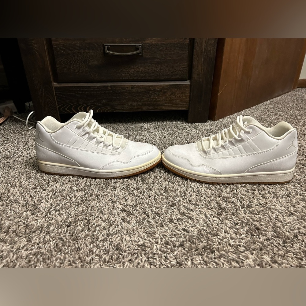 White Nike Jordans